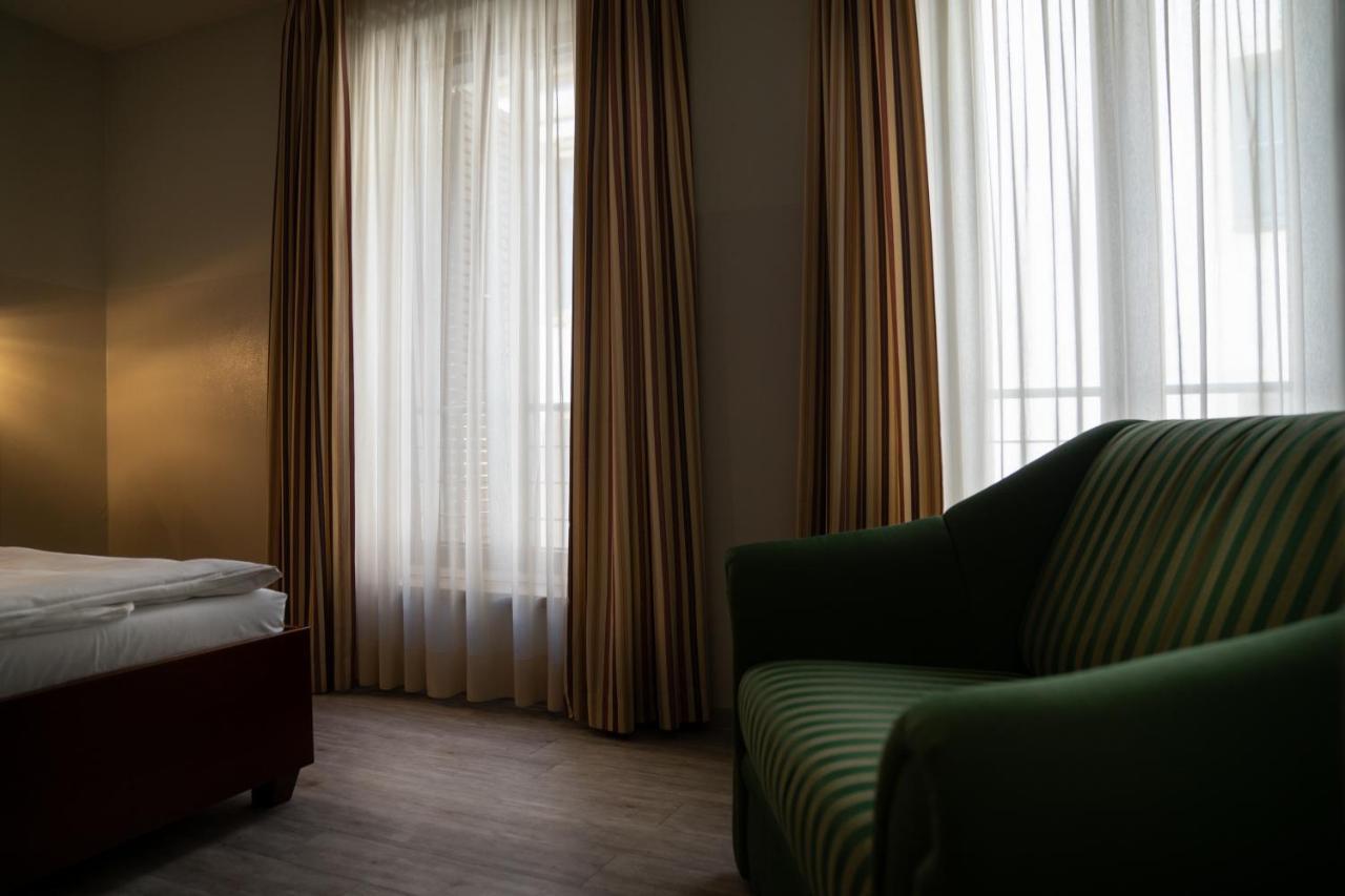 Hotel Sankt Andreas Düsseldorf Buitenkant foto